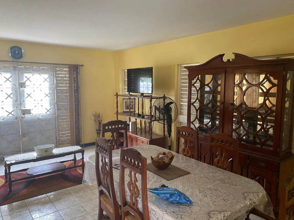 Apartmán Finest Accommodation Renfrew Place 4-12 Renfrew Rd 2 Bedroom 2 Bat Apt # 15 New Kinston Jamaica Kingston